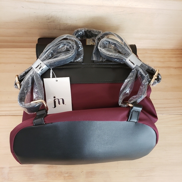 Jessica Moore Quilted Backpack Berry Black Magnetic Closure Med New - Picture 2 of 11